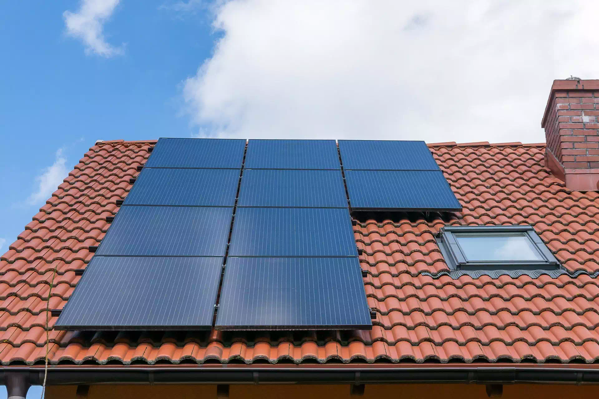 Pannelli-fotovoltaici-per-produrre-energia-pulita-a-basso-costo-con-servizio-di-installazione-per-Milano-e-Monza-Brianza- Pannelli fotovoltaici per produrre energia pulita a basso costo con servizio di installazione per Milano e Monza Brianza