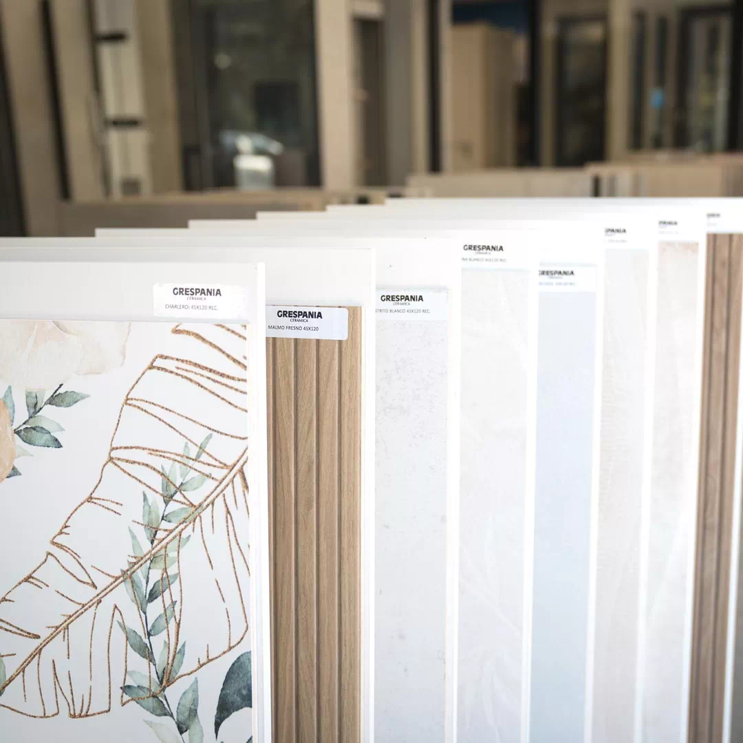 Prodotti per ristrutturare e costruire casa in vendita nel negozio e showroom di Tre G SRLS per Milano, Varese, Como e Monza Brianza